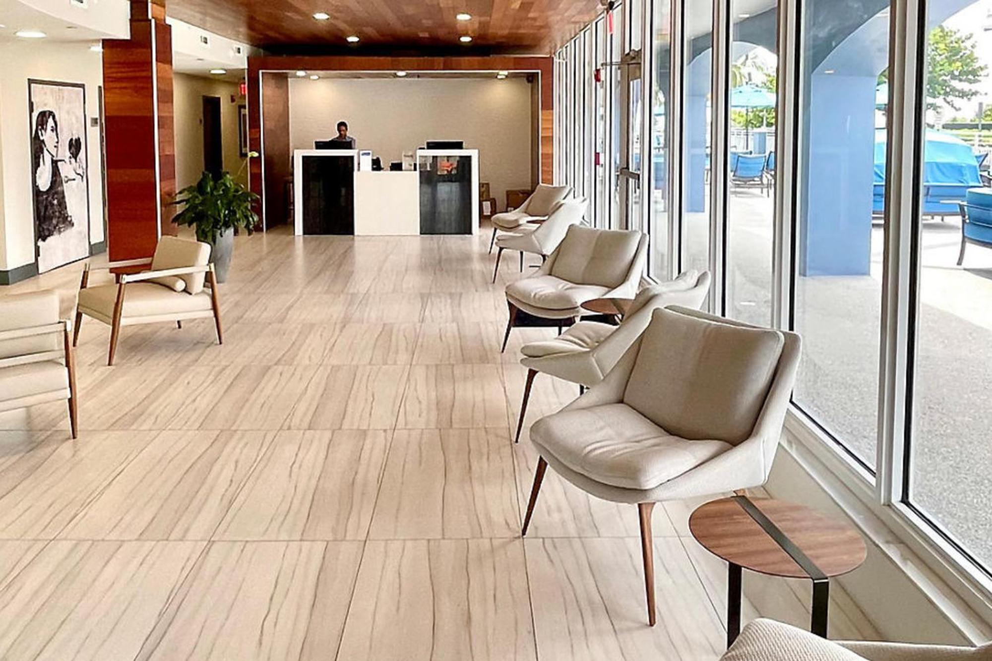 Solara Surfside Hotel Buitenkant foto